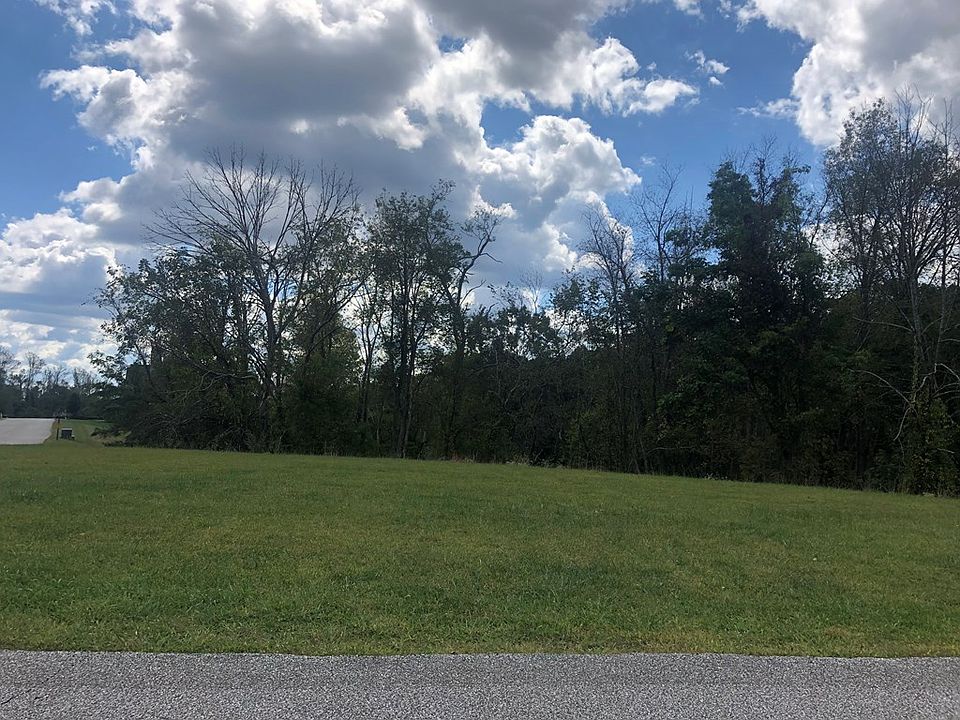 2nd image of Pembroke Dr