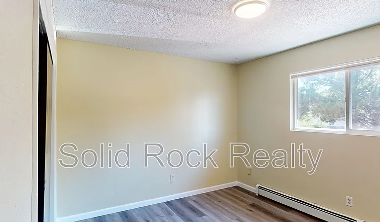 357 Gahart Dr #4 — Photo 11