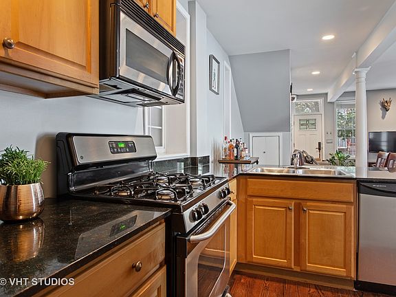 4th image of 1545 N Bosworth Ave