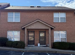 10518 Briston Ct, Saint Louis, MO 63114