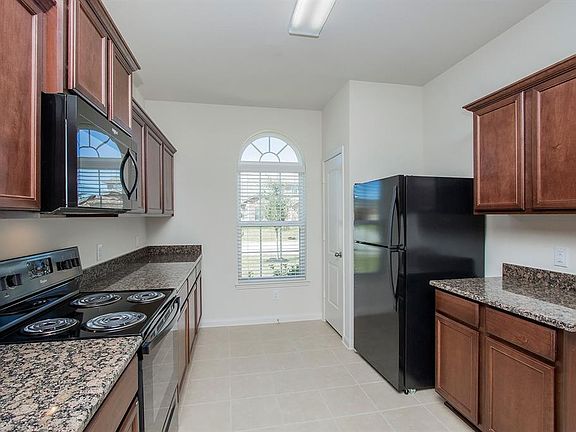 3rd image of 22722 Harrington Field Dr