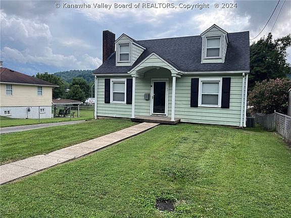 2nd image of 1829 W Dupont Ave