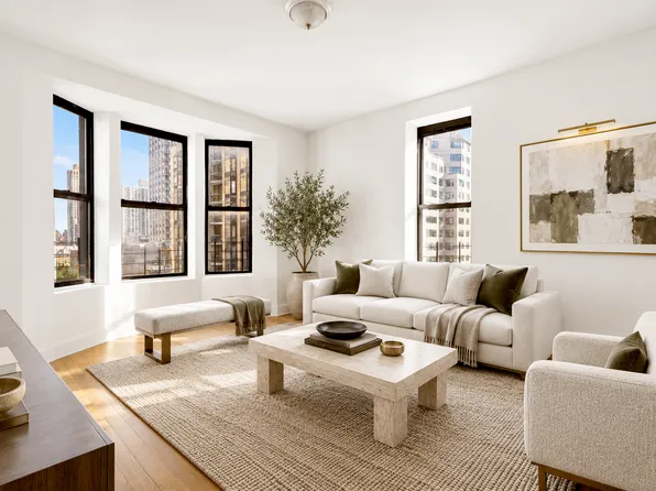 1264 Lexington Avenue image 1 of 10