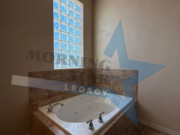 4648 Mesa Rico Dr — Photo 23