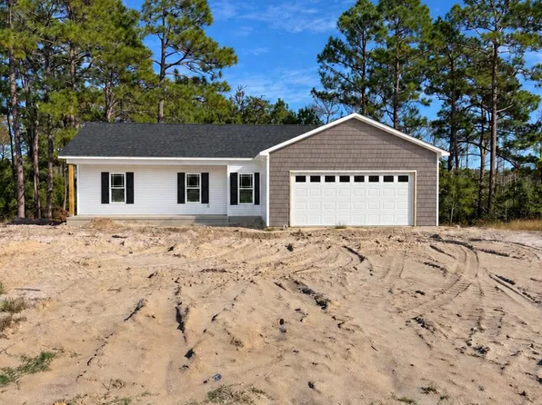 17-3 Crown Point Road, Hubert, NC 28539