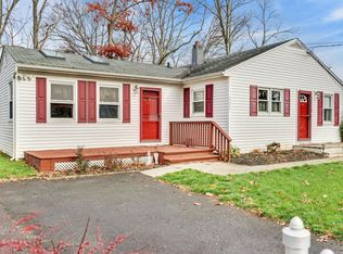 221 Sunset Ln, Howell, NJ 07731