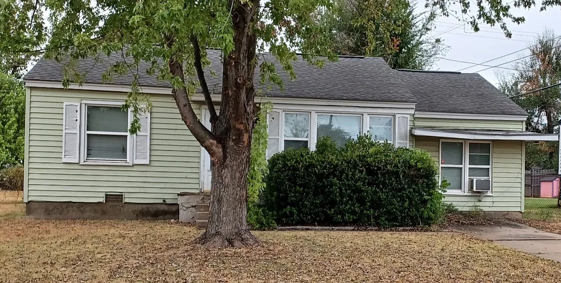 520 East Ercoupe Drive - 1 — Photo 1
