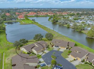 3119 Glen Elyn Blvd #9, Sarasota, FL 34237
