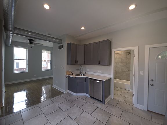 5th image of 1733 W 19th St APT 2