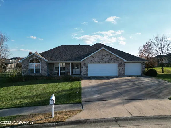 404 Eagle Lake Dr, Ashland, MO 65010
