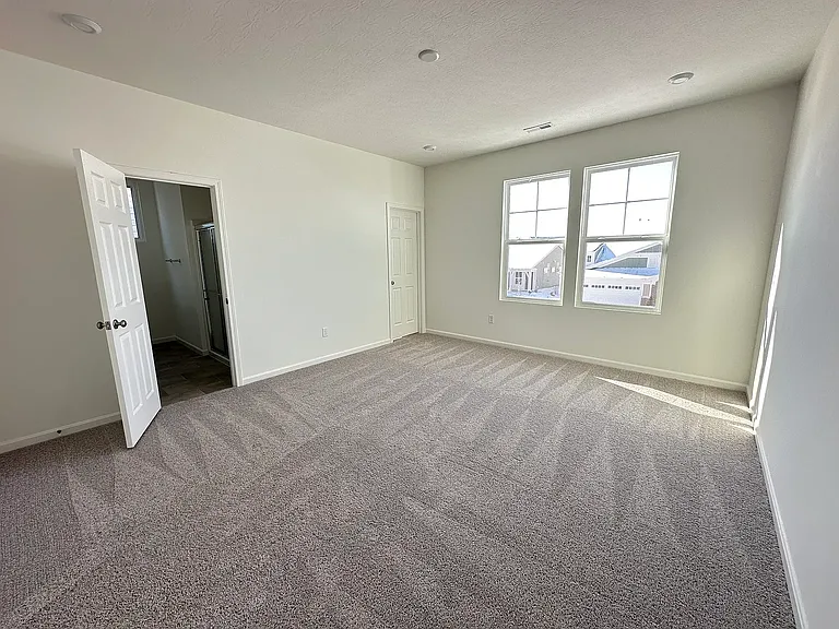 2075 Barleybrook St — Photo 15