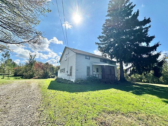 4th image of 10595 W Law Rd