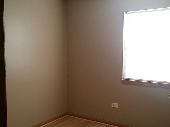 4th image of 2939 Galilee Ave