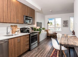 4717 SE Hawthorne Blvd #3563089, Portland, OR 97215