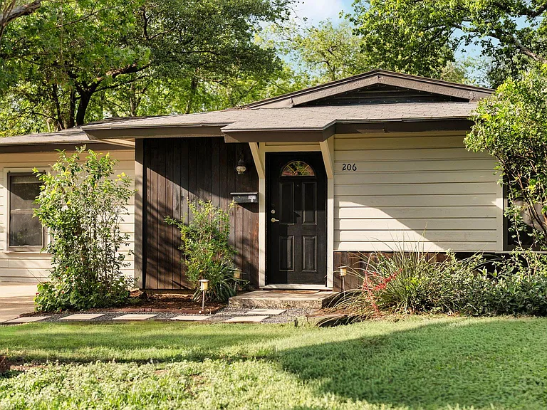 206 E Skyview Rd — Photo 32