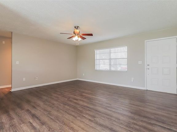 2nd image of 1002 PINEHAVEN COURT