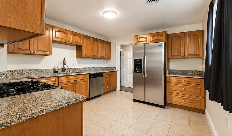 3912 Victoria Blvd — Photo 3