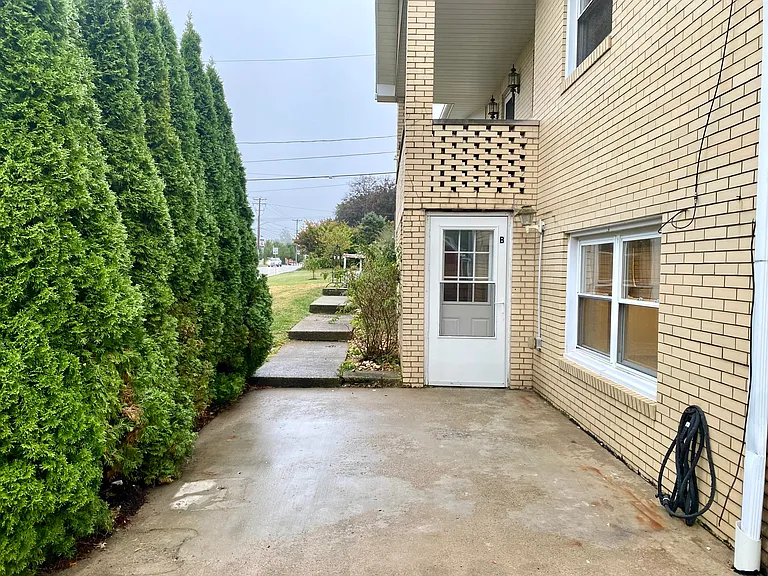 3109 Brodhead Rd — Photo 9