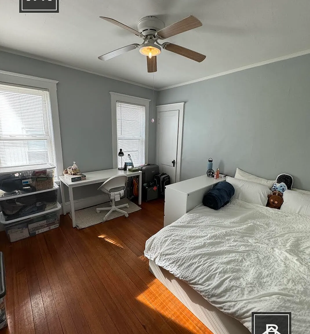 3 bed, 1.0 bath, $3,200 — Photo 3