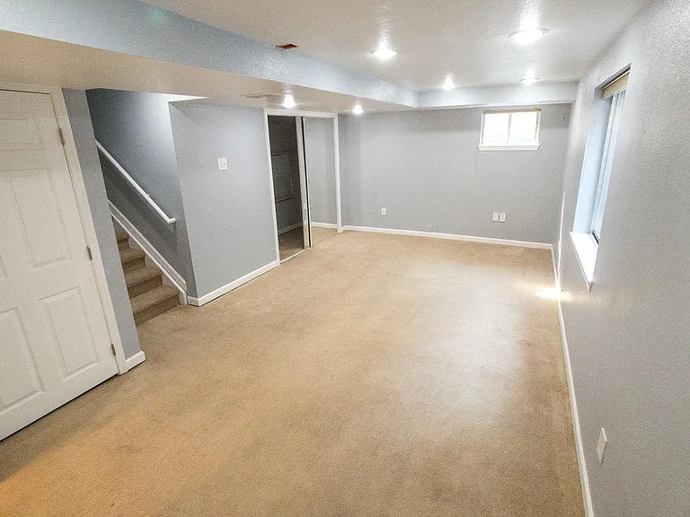 1105 Stoneham St — Photo 31