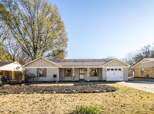 5766 Patricia Dr, Horn Lake, MS 38637