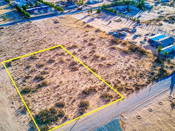 817 Windmill Dr, Chaparral, NM 88081
