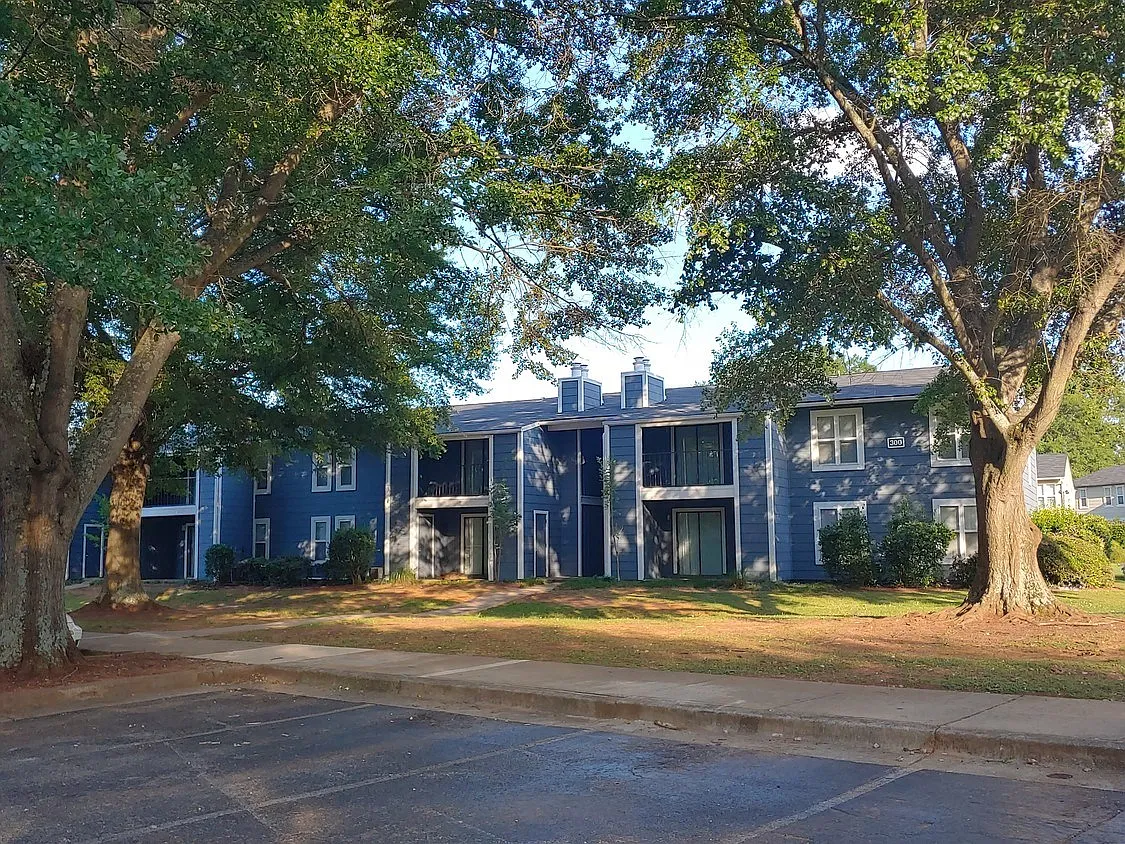 Governors House — Photo 1