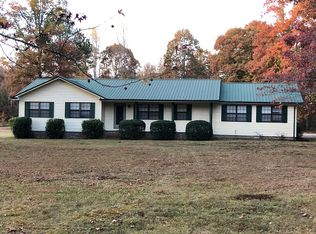 461 Union Dr, Manchester, TN 37355