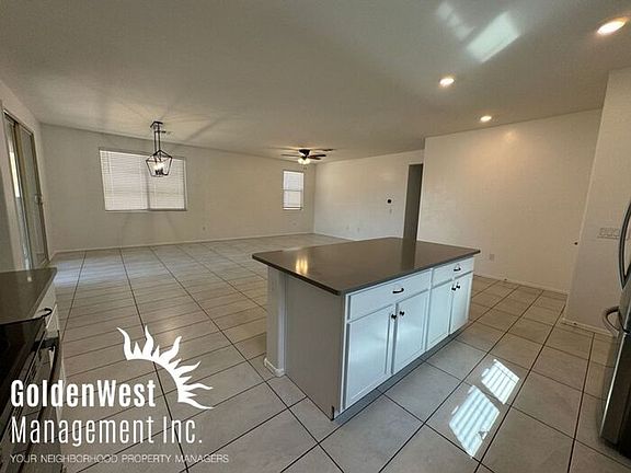 5th image of 931 W Calle Calca