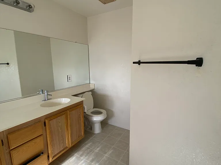 14243 Palm Ct — Photo 14