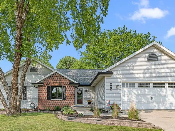 995 Sycamore Tree Dr, Fond Du Lac, WI 54935