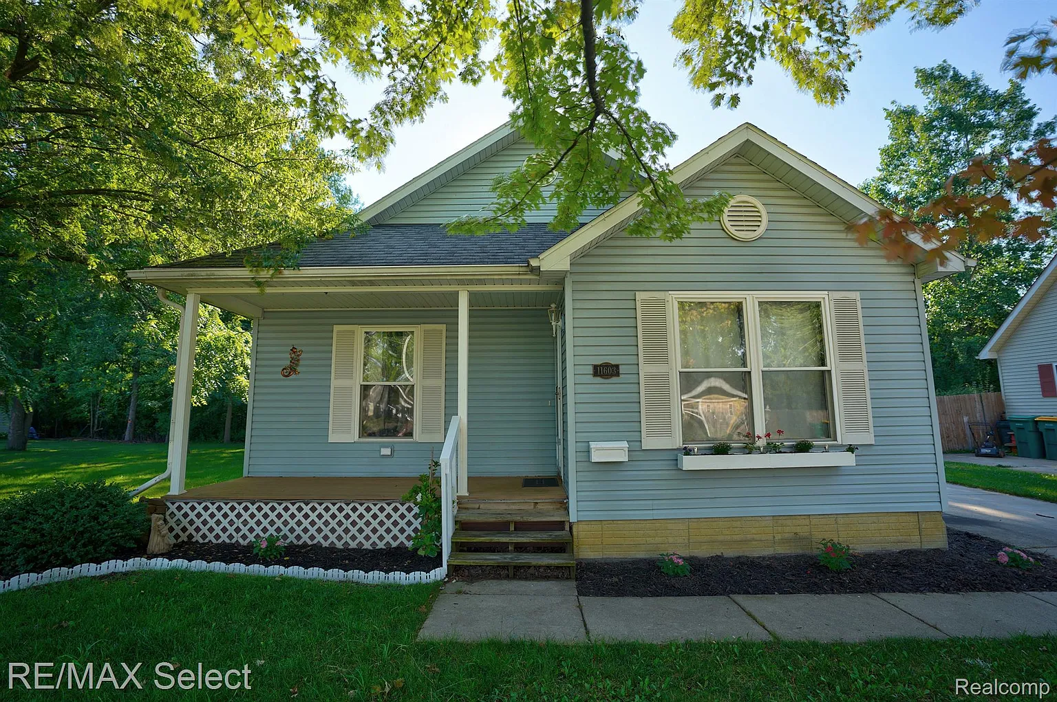 11603 Read Ave photo 1