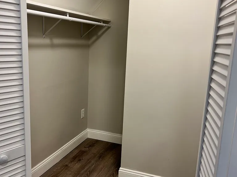 80 Dana St — Photo 10