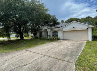 561 Plumbago Rd NW, Palm Bay, FL 32907