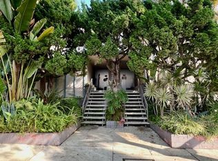 1152-1154 Poinsettia Place, Los Angeles, CA 90046