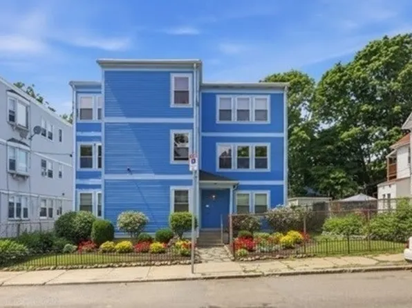 27 Ellington St #2, Boston, MA 02121