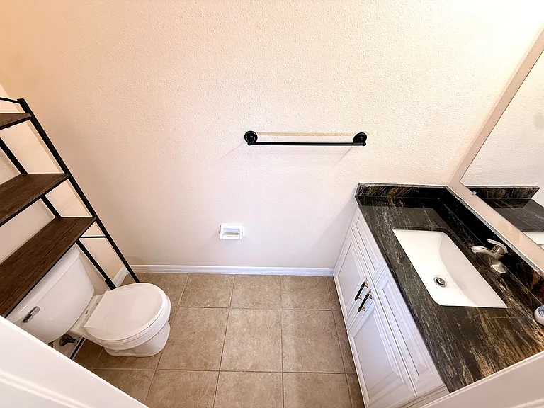 11652 Declaration Dr — Photo 23