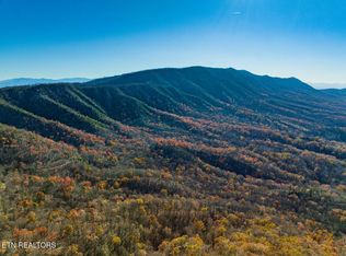 Seay Ln, Dandridge, TN 37725