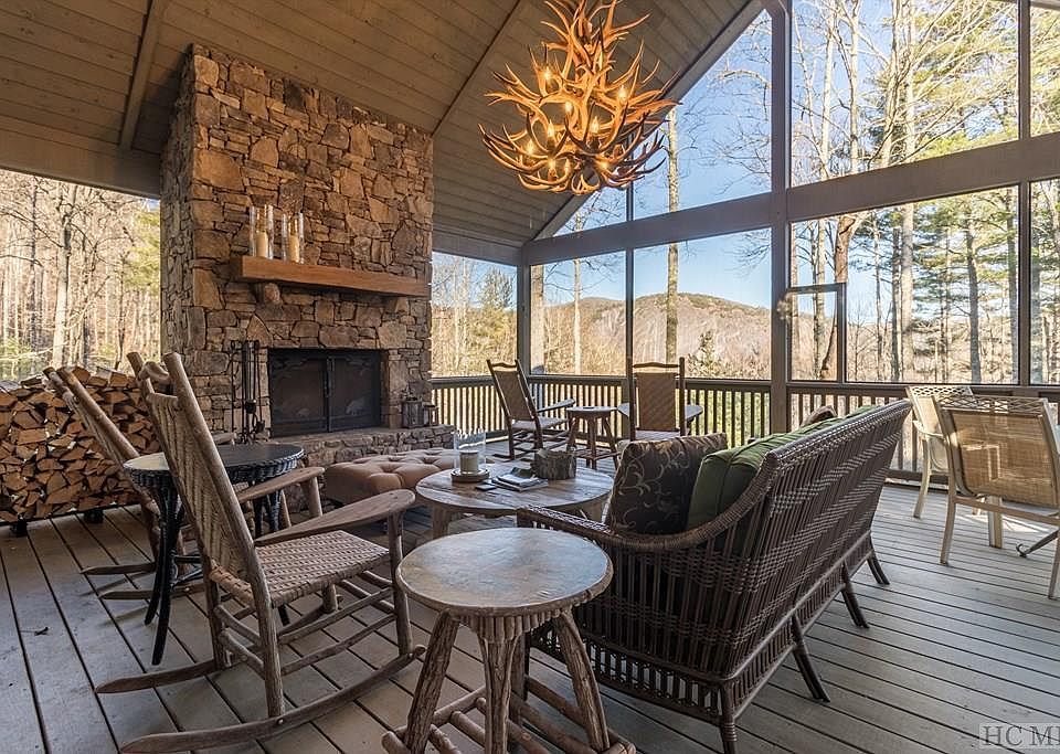 1st image of 245 Montreat Dr