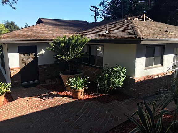 5th image of 5130 Earl Dr