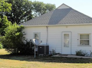 207 S 9th St, Mccook, NE 69001