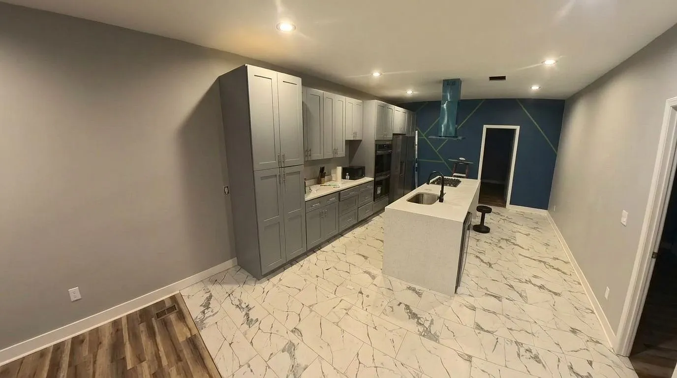 8 bed, 7.5 bath, 4668 sqft, $6,500 — Photo 2
