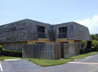 704 Springdale Cir, Lake Worth, FL 33461