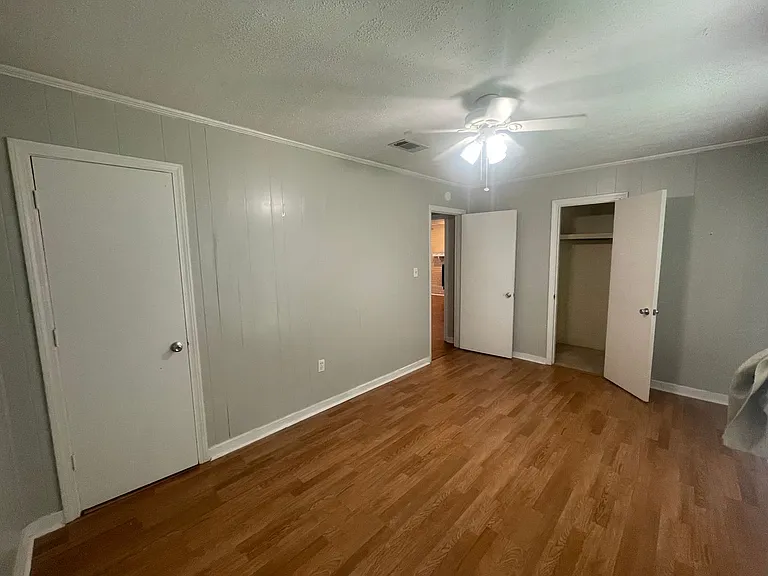 203 Cypress Dr — Photo 11