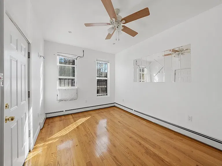 2267 Pacific St #1 — Photo 5