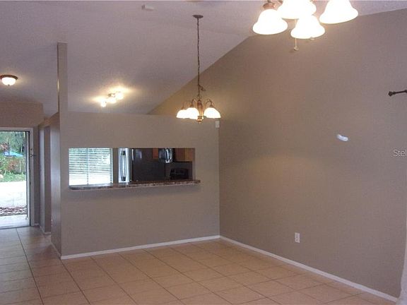 3rd image of 103 Red Cedar Dr