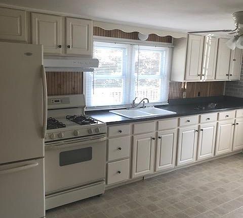 4th image of 510 Burns St
