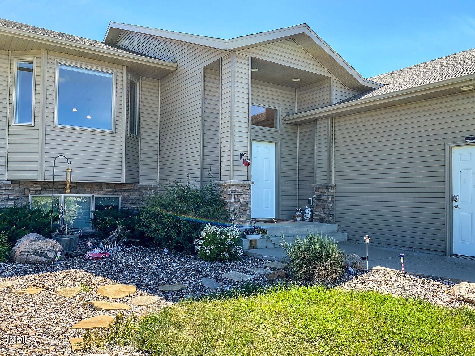 6637 Dakota Country Dr, Bismarck, ND 58503 Zillow