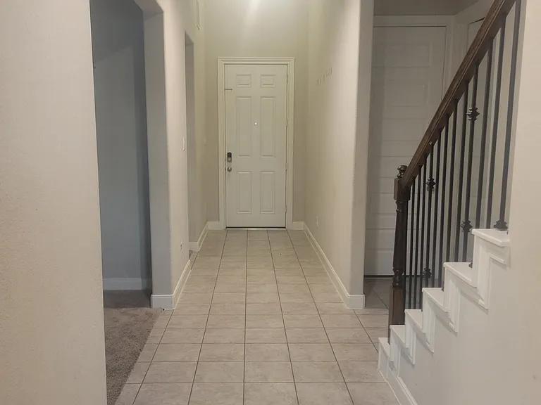 11431 Windy Cedar Ct — Photo 4