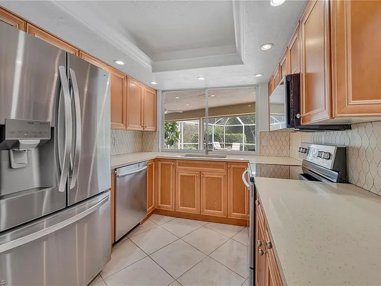 656 Binnacle Dr — Photo 9